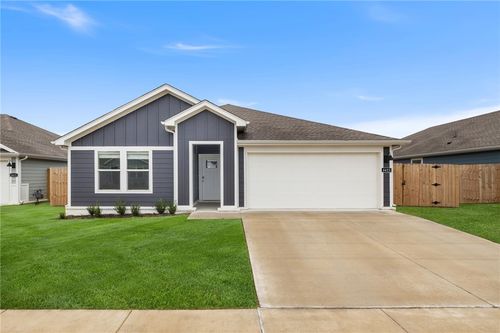 4423 W Canyon Run Dr, Fayetteville, AR, 72704-4084 | Card Image