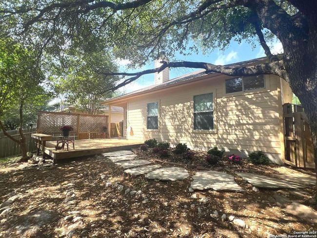 9003 Meridian Oak Ln, House other with 3 bedrooms, 2 bathrooms and null parking in Austin TX | Image 14