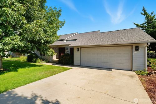 224 Se 20th Pl, Milton-Freewater, OR, 97862-1280 | Card Image