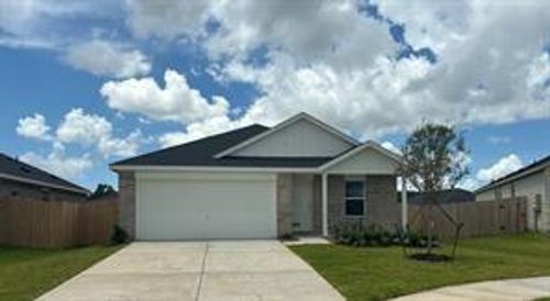 402 Emma St, Angleton, TX, 77515-0008 | Card Image