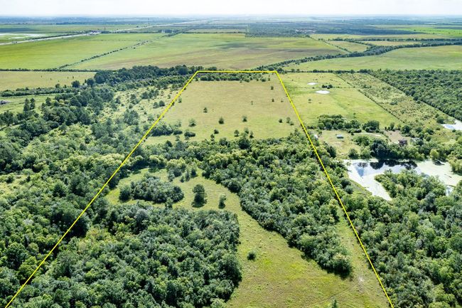 000 N Fm 1724 Rd, Home with 0 bedrooms, 0 bathrooms and null parking in Hankamer TX | Image 11