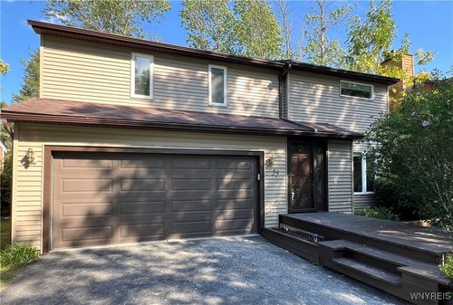 55 Brockmoore Dr, East Amherst, NY, 14051-1333 | Card Image