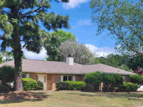6818 Kitty Hawk Cir, Pensacola, FL, 32506-8600 | Card Image