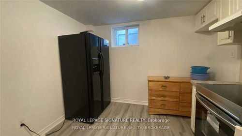 bsmt-2063 Saxon Rd, Oakville, ON, L6L2V1 | Card Image