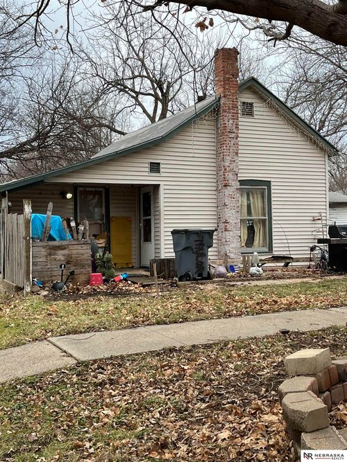 2304 N St, Auburn, NE, 68305-2939 | Card Image