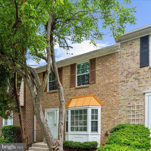 1073 Travis Ln, GAITHERSBURG, MD, 20879-3225 | Card Image