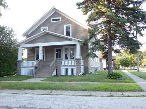 1218 Stanton St, Port Huron, MI, 48060-3664 | Card Image