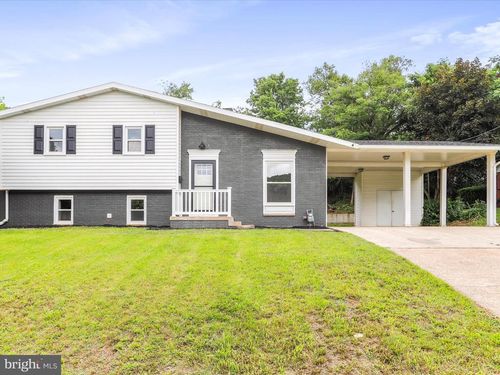 320 Valley View Ave, KEYSER, WV, 26726-2632 | Card Image