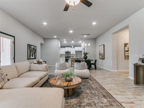 12929 Nw 4th St, Yukon, OK, 73099-7759 | Card Image