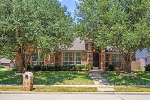 2301 Castlegate Dr, Corinth, TX, 76210-6481 | Card Image