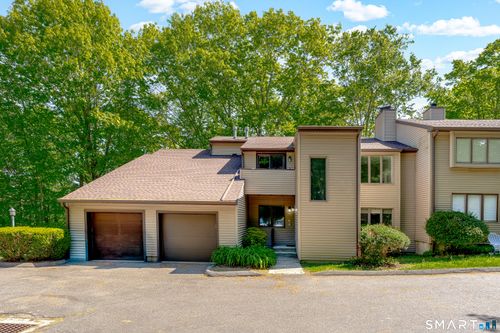 b-12 Kings Wood Mnr, Shelton, CT, 06484-2987 | Card Image