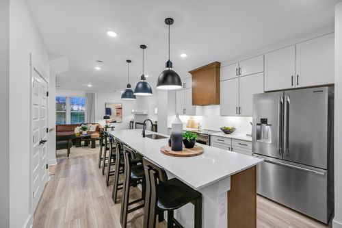 207 Harmony Aly, Nashville, TN, 37207-3768 | Card Image