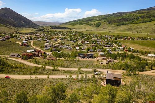 27 Cisneros Ln, Crested Butte, CO, 81224-9636 | Card Image
