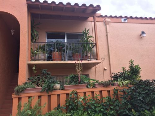 apt-n6-7111 Miami Lakes Dr, Miami Lakes, FL, 33014-6929 | Card Image