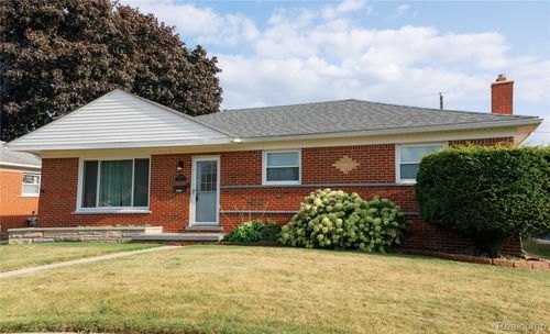 11096 Busch Ave, Warren, MI, 48089-1026 | Card Image