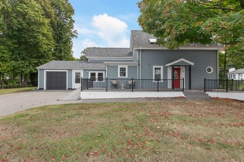 130 Oak St, Dedham, MA, 02026-1906 | Card Image