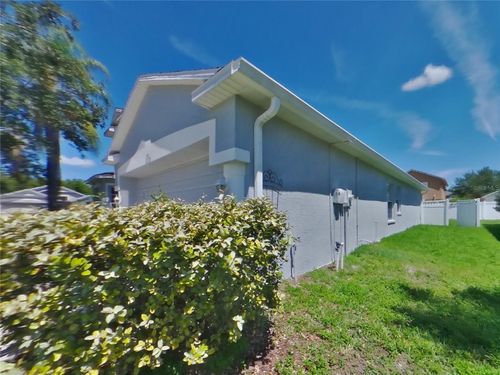 31333 Heatherstone Dr, Wesley Chapel, FL, 33543-6864 | Card Image