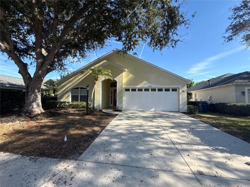6242 White Clover Cir, LAKEWOOD RANCH, FL, 34202-2852 | Card Image