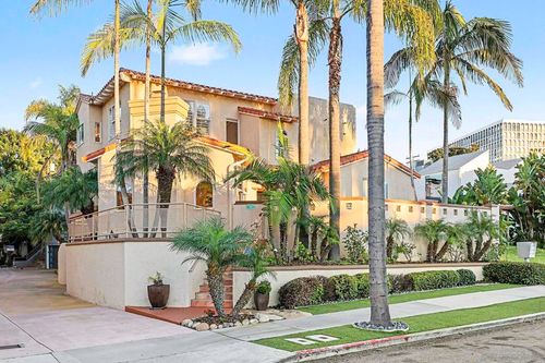 7355 Fay Ave, La Jolla, CA, 92037-5039 | Card Image