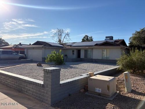 3935 W Willow Ave, Phoenix, AZ, 85029-1027 | Card Image