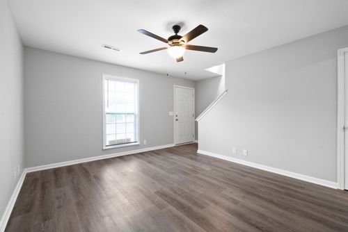 apt-1-358 Peabody Dr, Clarksville, TN, 37042-8353 | Card Image