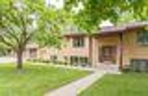 1-300 Water St E, Cannon Falls, MN, 55009-1665 | Card Image