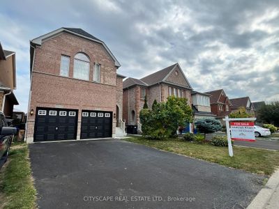 5033 Dubonet Dr, House other with 4 bedrooms, 5 bathrooms and 6 parking in Mississauga ON | Image 1