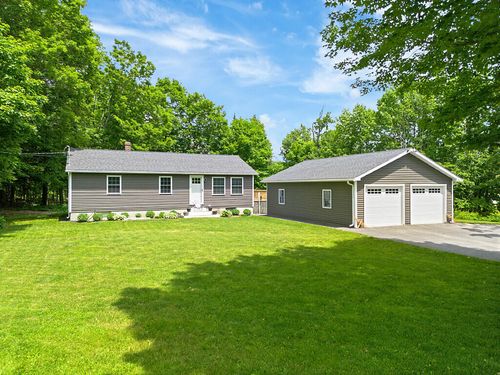 365 Hinckley Rd, Clinton, ME, 04927-3604 | Card Image