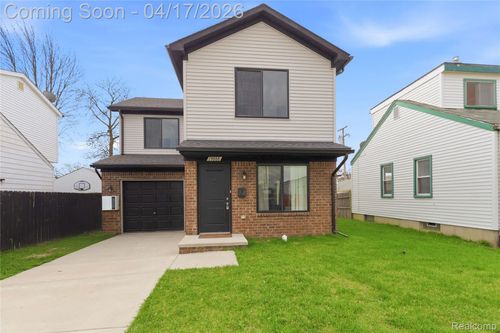 19088 Florida St, Roseville, MI, 48066-4106 | Card Image