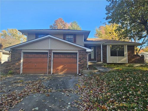 2904 Se 2nd St, Blue Springs, MO, 64014-5006 | Card Image