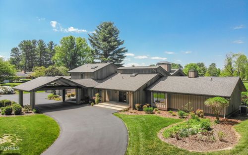 72 Fairway Dr, Bristol, TN, 37620-3010 | Card Image