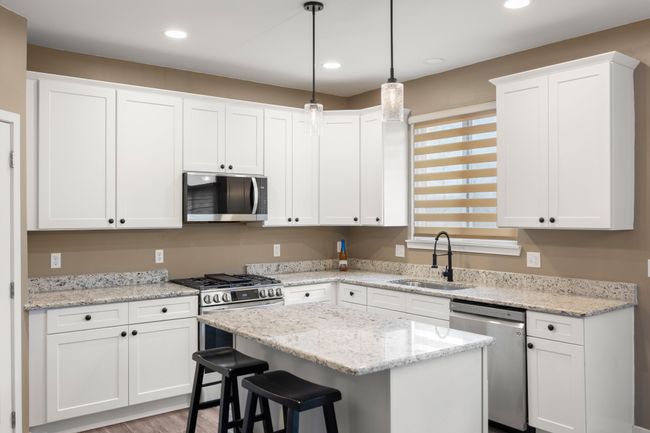 59893 Manning Dr, House other with 4 bedrooms, 3 bathrooms and null parking in New Haven MI | Image 17