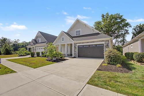 5561 Cove Haven St, Columbus, OH, 43081-3995 | Card Image
