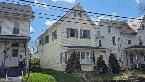 432 E Fairview St, COOPERSBURG, PA, 18036-1515 | Card Image