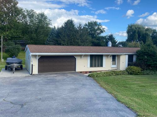 1410 Locust Rd, Decorah, IA, 52101-9669 | Card Image