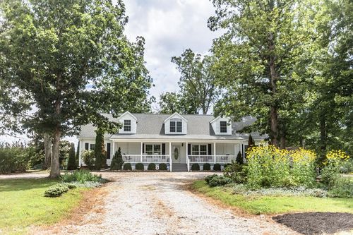 1562 Rocks Church Rd, Pamplin, VA, 23958-3777 | Card Image