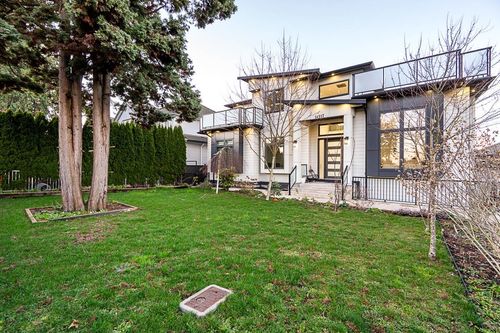 14517 72 Ave, Surrey, BC, V3S2E6 | Card Image