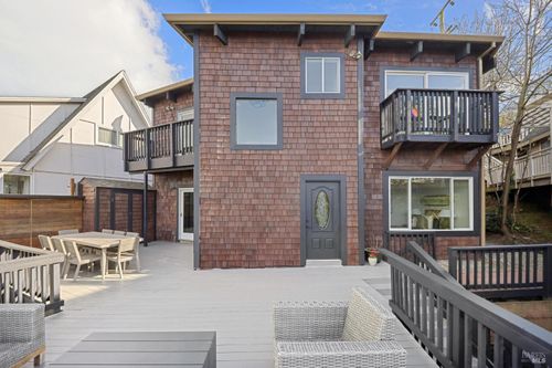 148 California Ave, Mill Valley, CA, 94941-3536 | Card Image