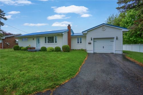 1211 Gale St, New Castle, PA, 16101-3059 | Card Image