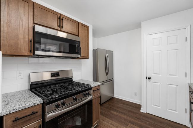 Kitchen | Image 8