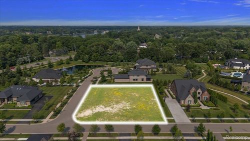 3247 Baron Dr, Bloomfield Hills, MI, 48302-2094 | Card Image
