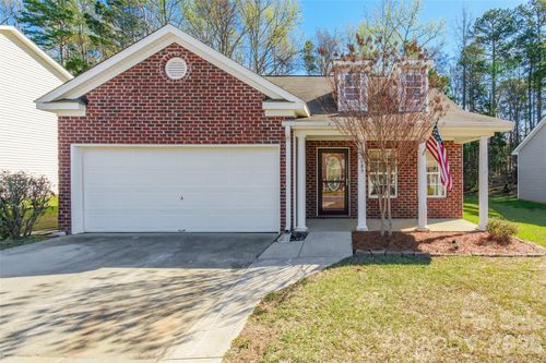 689 Lynville Ln, Rock Hill, SC, 29730-9052 | Card Image