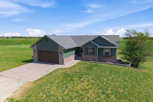 3558 S 215th St W, Goddard, KS, 67052-8962 | Card Image