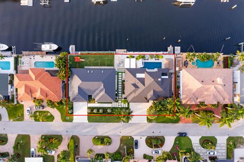 941 Iris Dr, Delray Beach, FL, 33483-4810 | Card Image