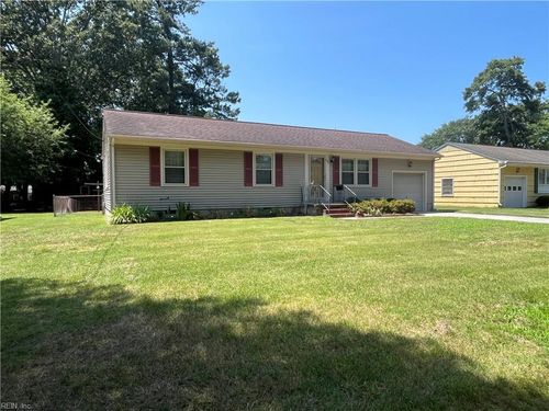 639 Daniel Dr, Newport News, VA, 23601 | Card Image