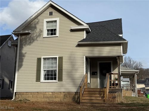 118 Woodland Ave, Dennison, OH, 44621-1502 | Card Image