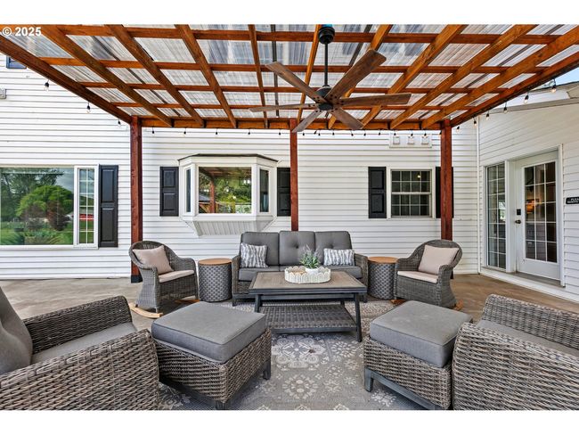 34207 Enos Dr, House other with 5 bedrooms, 5 bathrooms and 2 parking in Halsey OR | Image 38