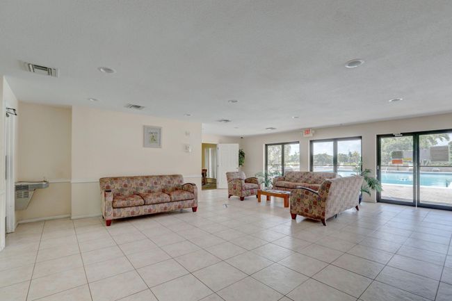 APT-914 - 4174 Inverrary Dr, Condo with 2 bedrooms, 2 bathrooms and null parking in Lauderhill FL | Image 39