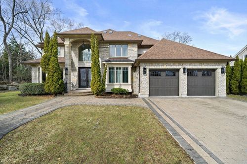 20 Boulder Rd, Newton, MA, 02459-2972 | Card Image