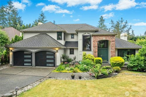 14819 Se 65th St, Bellevue, WA, 98006-5011 | Card Image